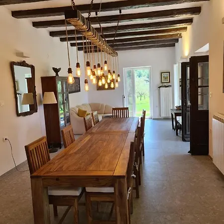 Vila Vila Platana
